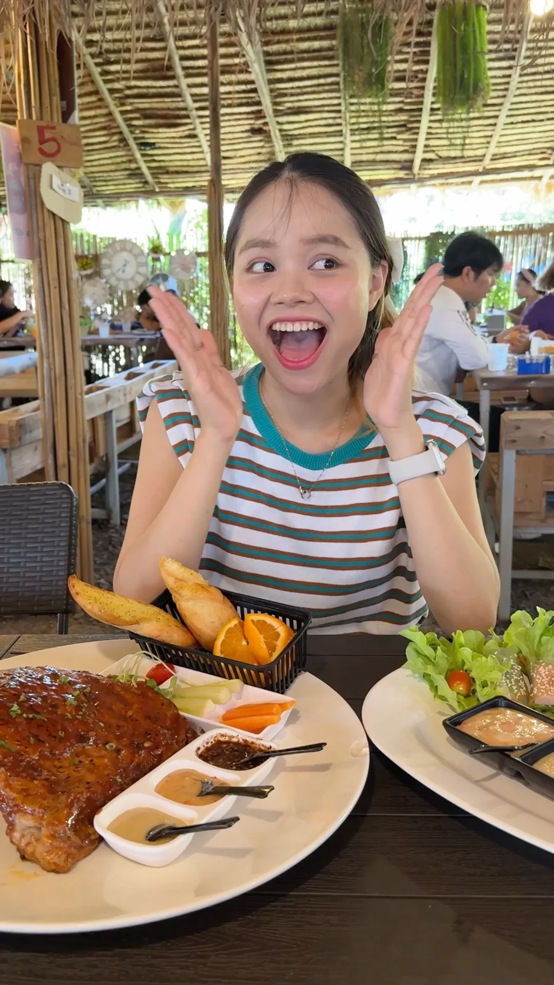 พาไปกินสวนผักลุงฤทธิ์ เขาใหญ่