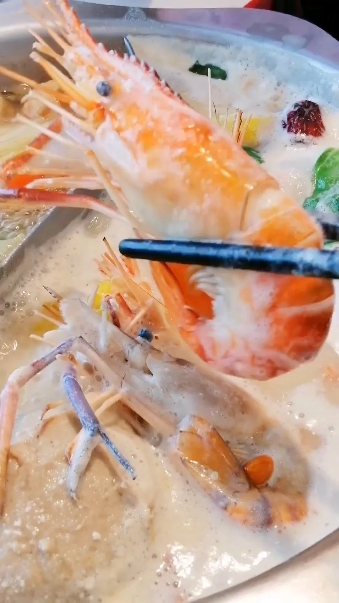 รีวิวร้าน Lucky Suki บุฟเฟ่ต์อิ่มคุ้มไม่อั้นเมนูหลากหลาย ราคาไม่แพง 4 ใบแดงมีทอน