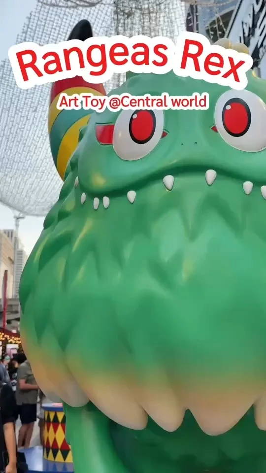 Rangeas Rex Art Toy เจ้าตัวสีเขียวตาแบ๊ว งานไฟคริสต์มาส ที่ Central World