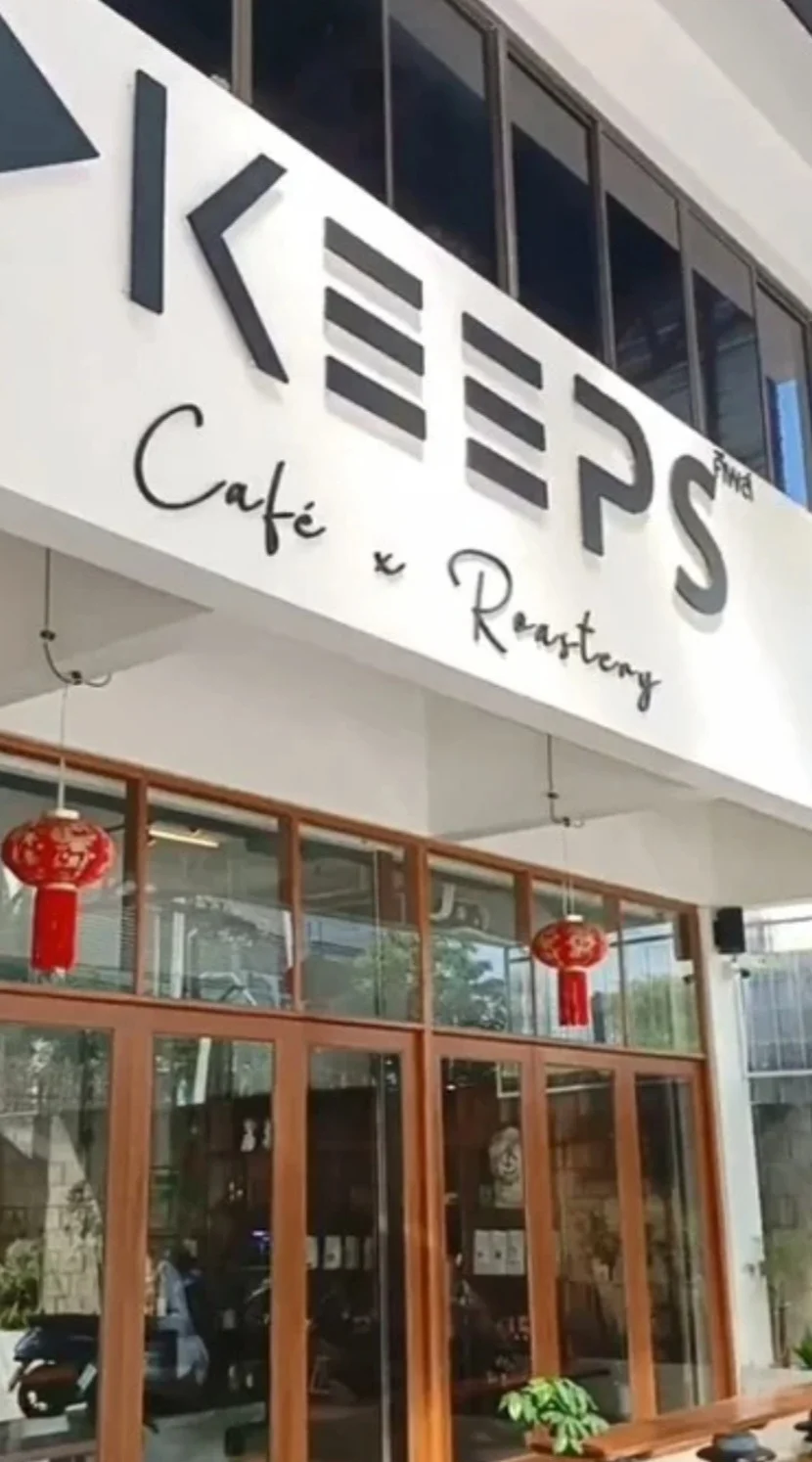 จากอู่ซ่อมรถ สู่ร้านกาแฟ KEEPS café x roastery จ.ลำปาง