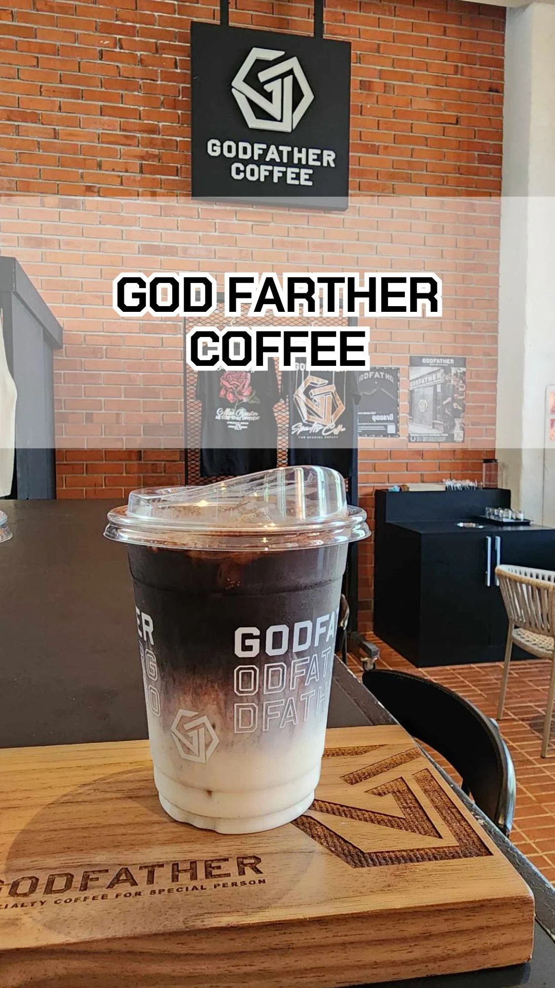 พาเที่ยวคาเฟ่ GOD FATHER COFFEE อุบลฯ กาแฟดี ขนมอร่อย