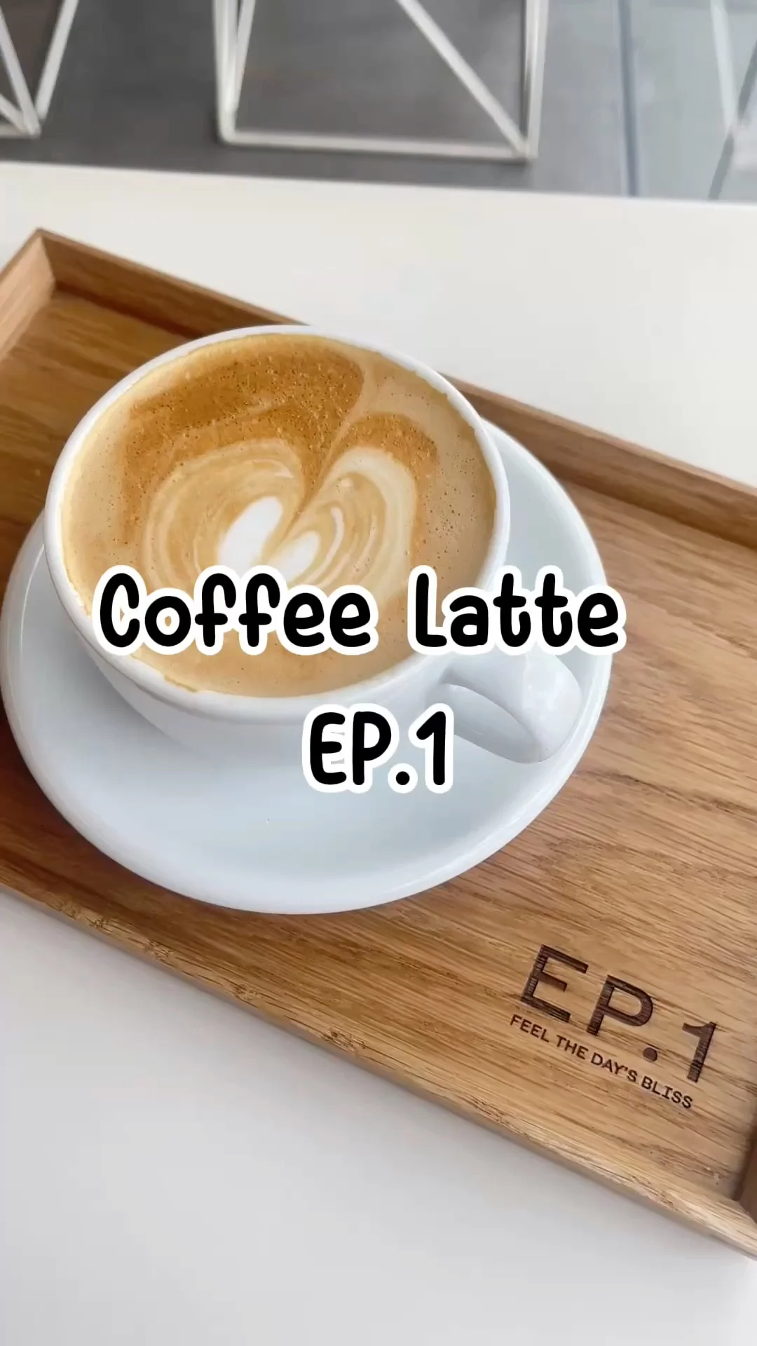 HOT Coffee Latte ร้าน EP.1 Cafe นวลจันทร์ กรุงเทพ