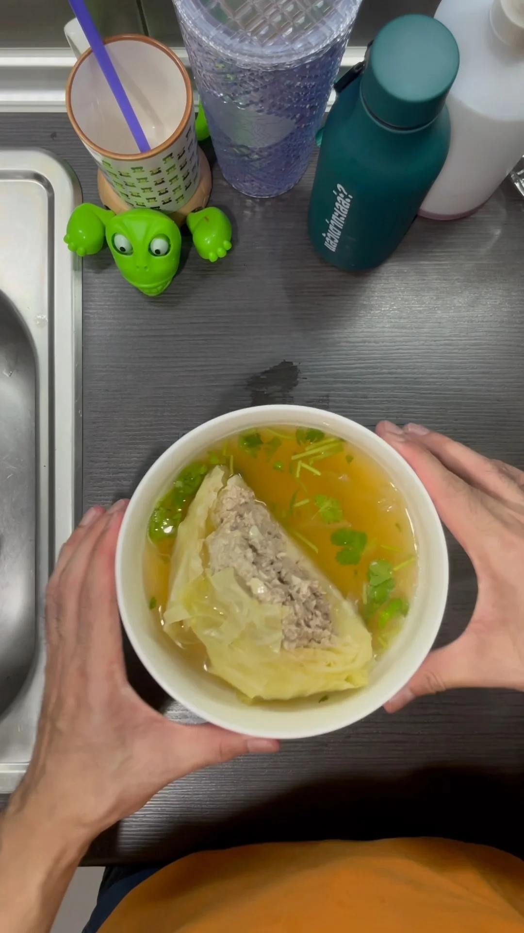 มาทำ แกงจืดกะหล่ำปลียัดไส้ กันดีกว่า