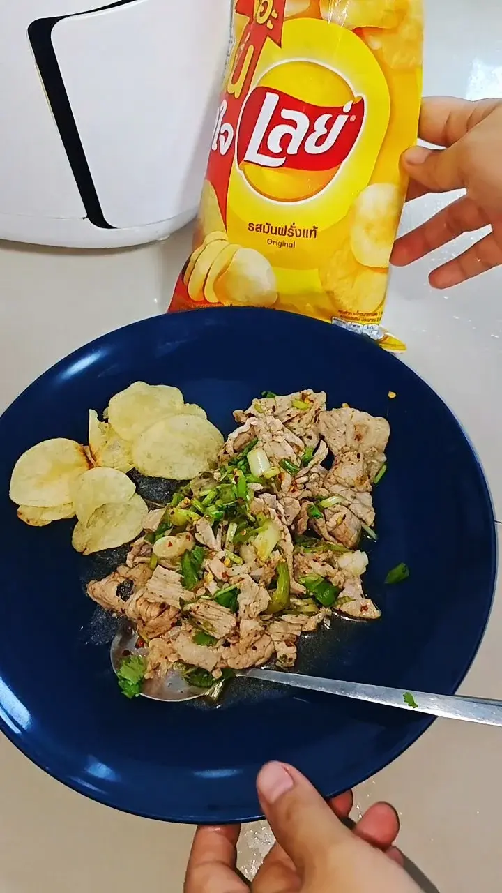 เลย์คลาสสิค รสมันฝรั่งแท้ กินกับลาบก็เข้ากันนะ UGCAffiliate