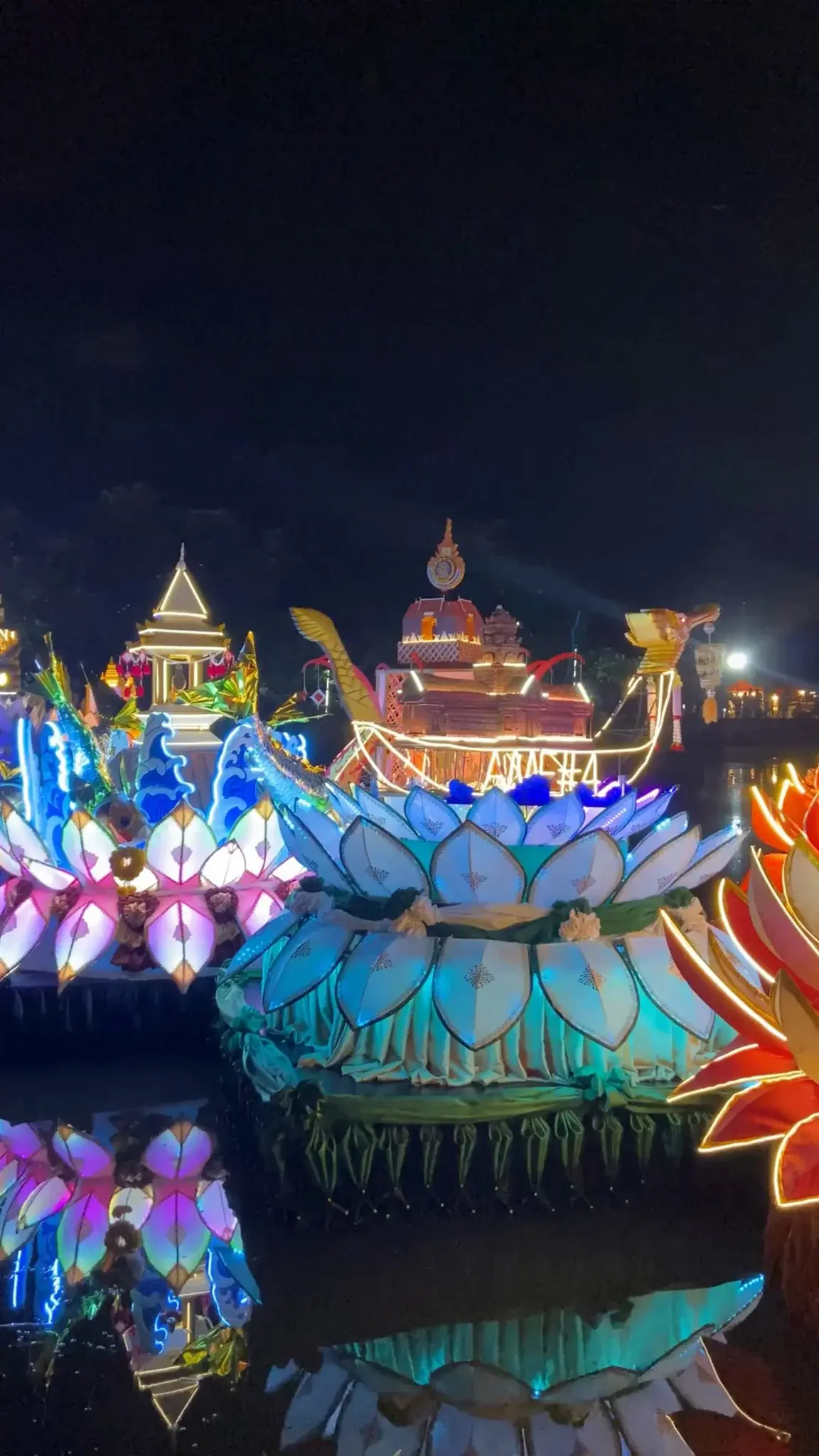 ลอยกระทง 2568